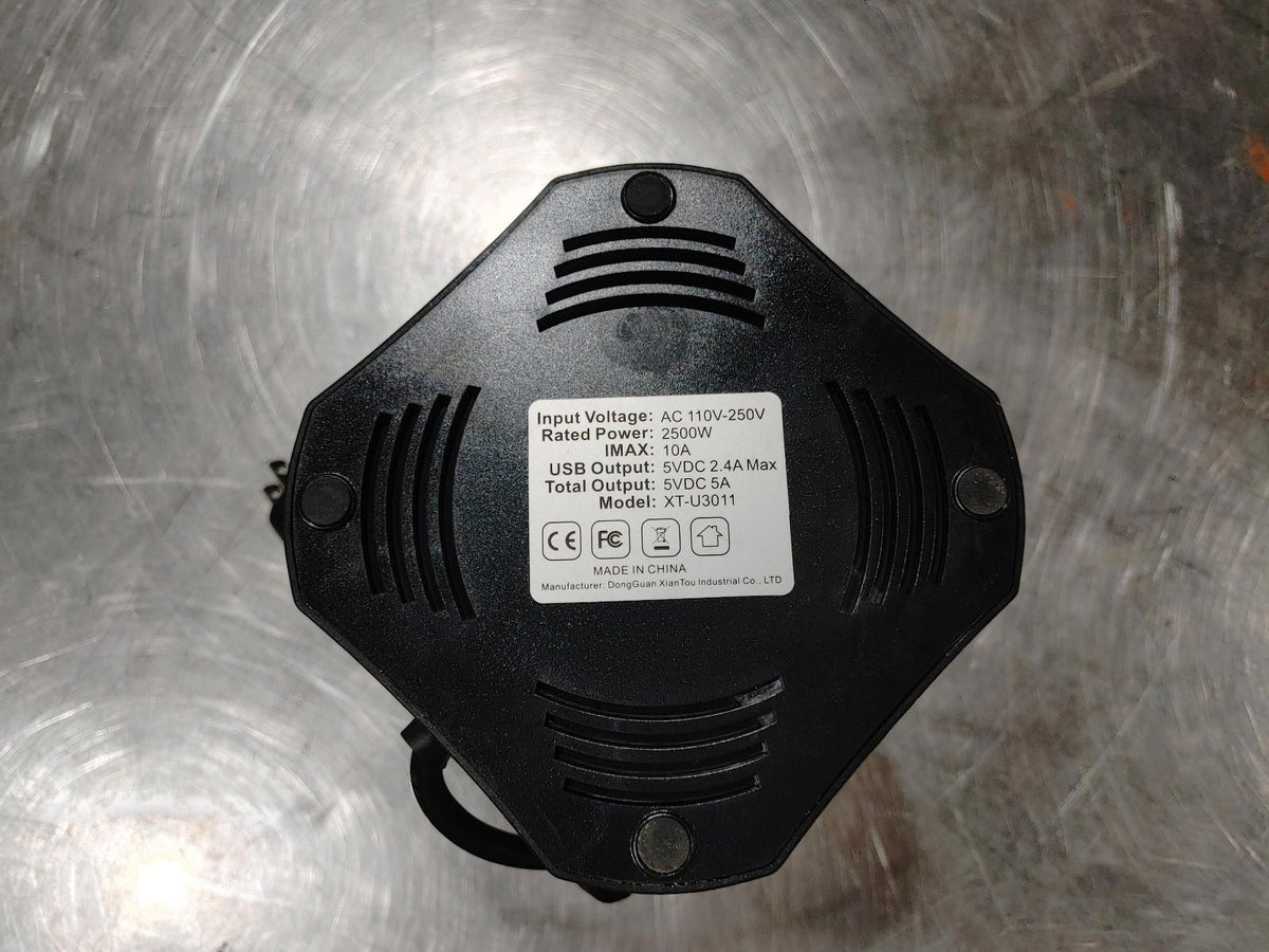 Station d'alimentation Passus XT-U3011 120 V et USB A, noire, en bon état, testée et fonctionnelle