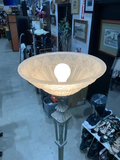 Metal base Art Deco Style Floor Lamp