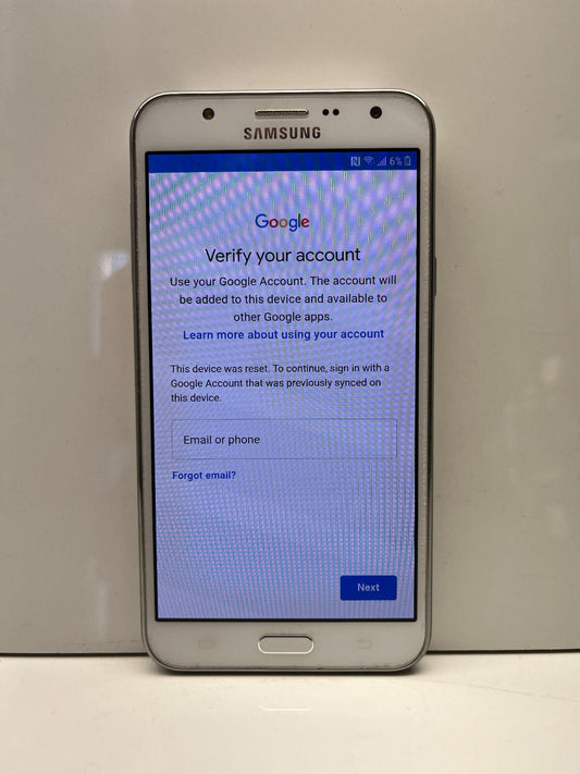 Samsung Galaxy J7 16GB White SM-J700T UD FOR PARTS