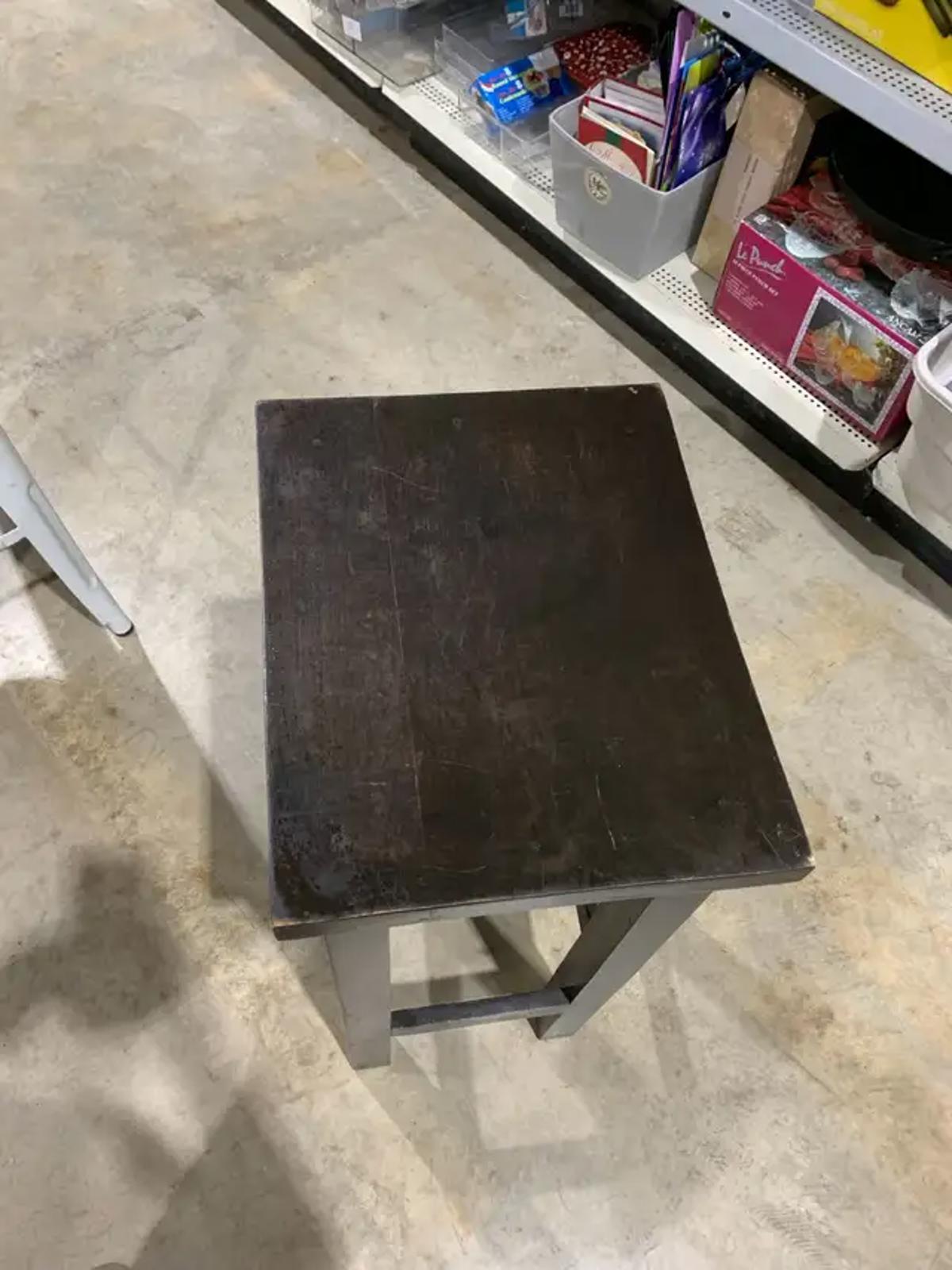 Rustic Wooden Bar Stool - Black