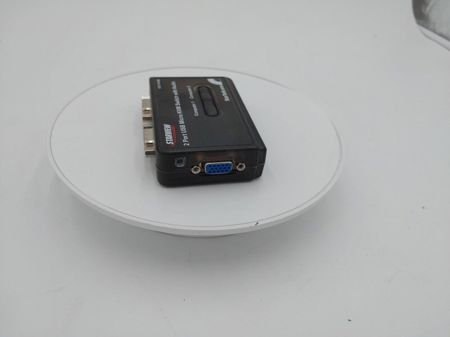 Excellent Condition Starview 2 Port Slim KVM Switch with Audio SV211KUSB Black