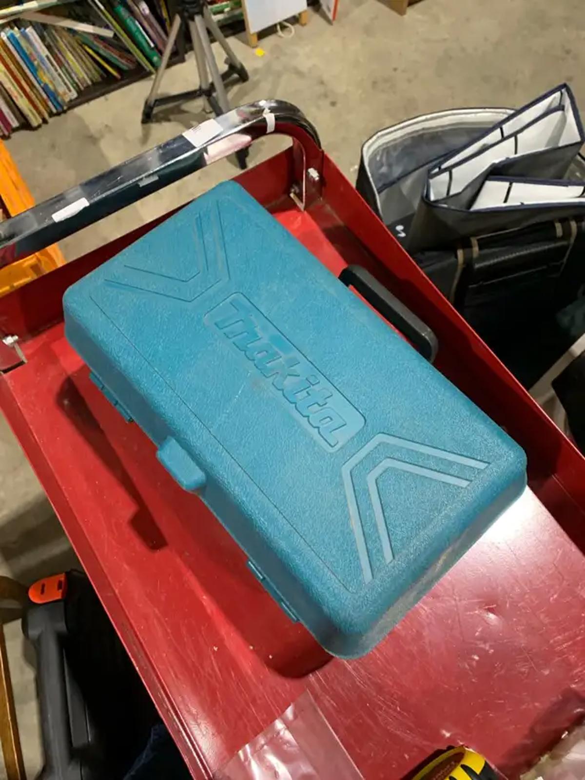 Makita Power Planer