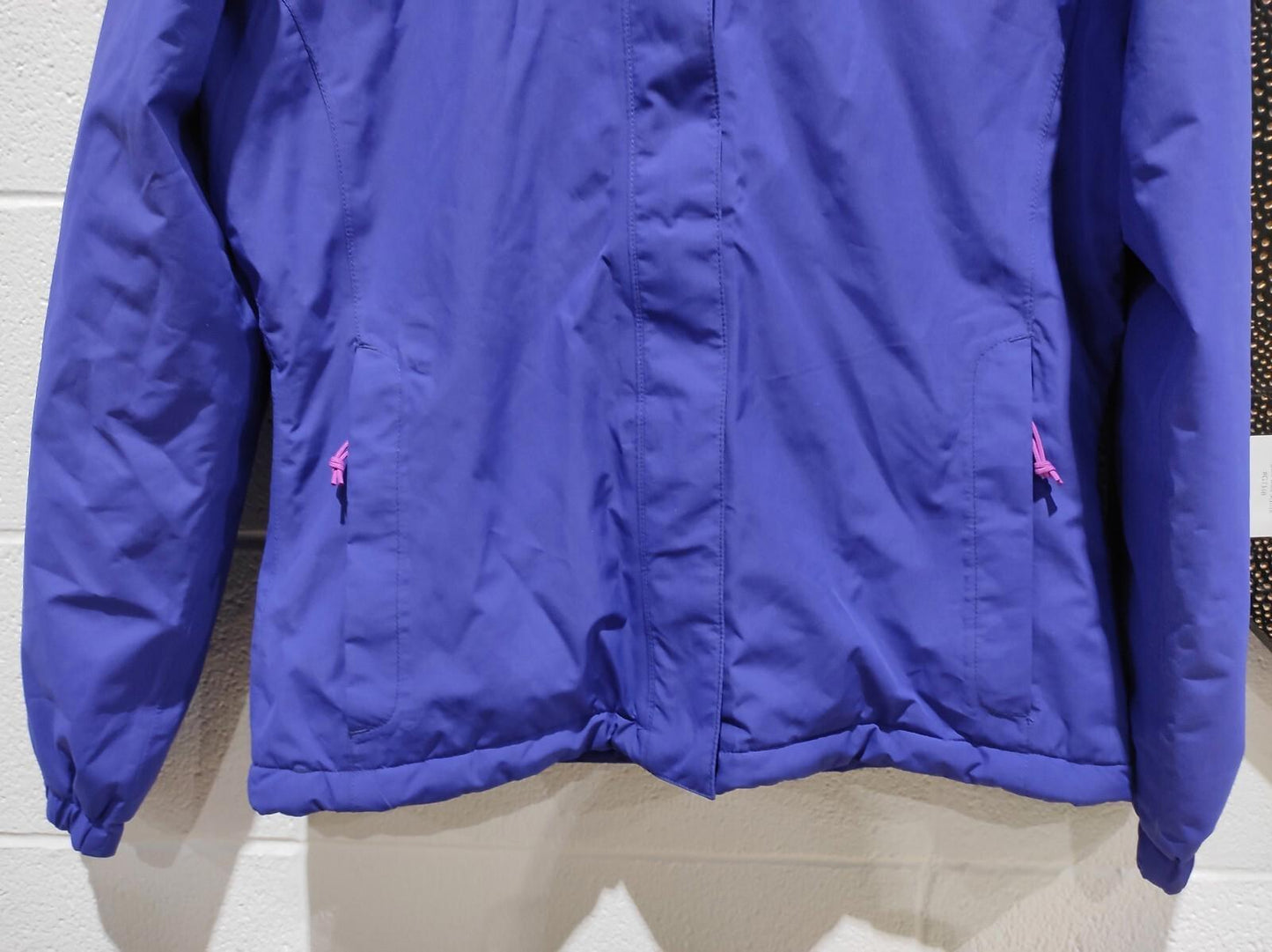 The North Face Women's S Resolve Waterproof Jacket Purple Hooded Insulated