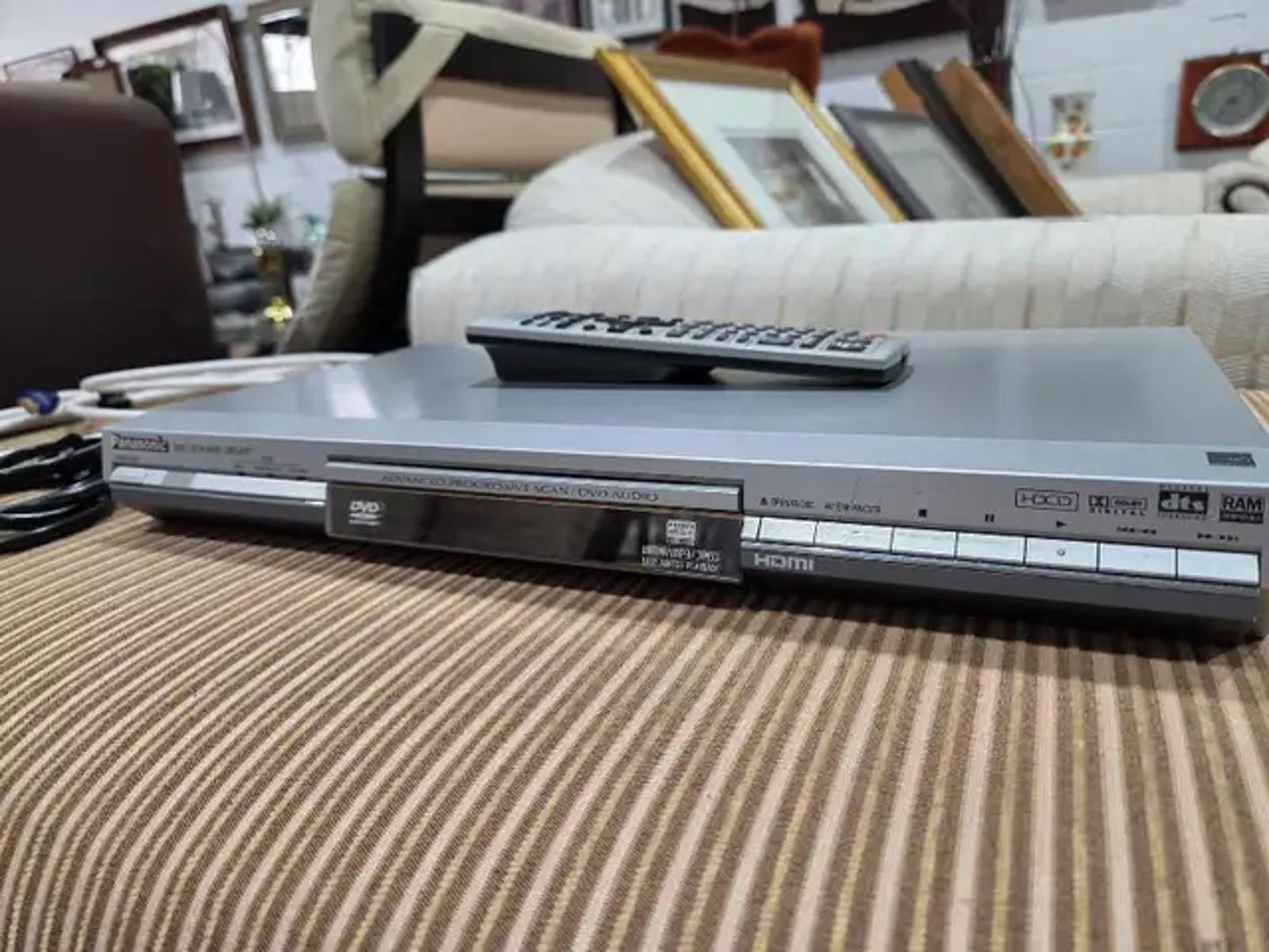 Panasonic DVD-S77 HDMI Player