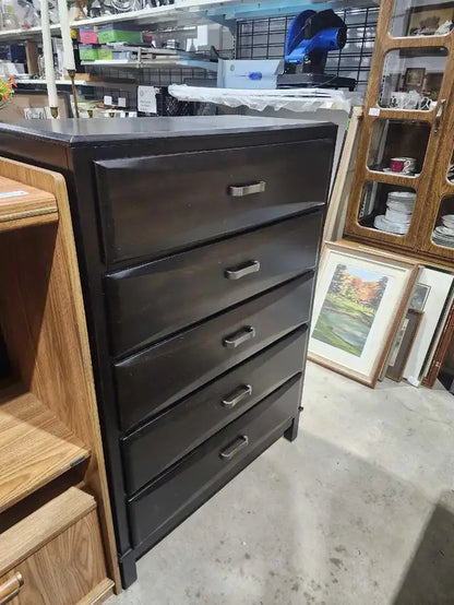 Ashley Furniture Wooden 5 Drawer Chest