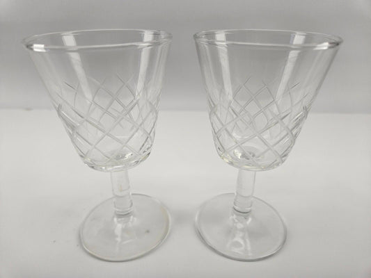 Lot of 2 - Cordial Crystal Wine Glass