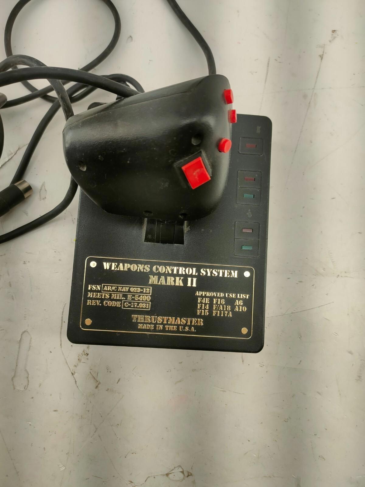 Système de commande des armements Thrustmaster Mark II