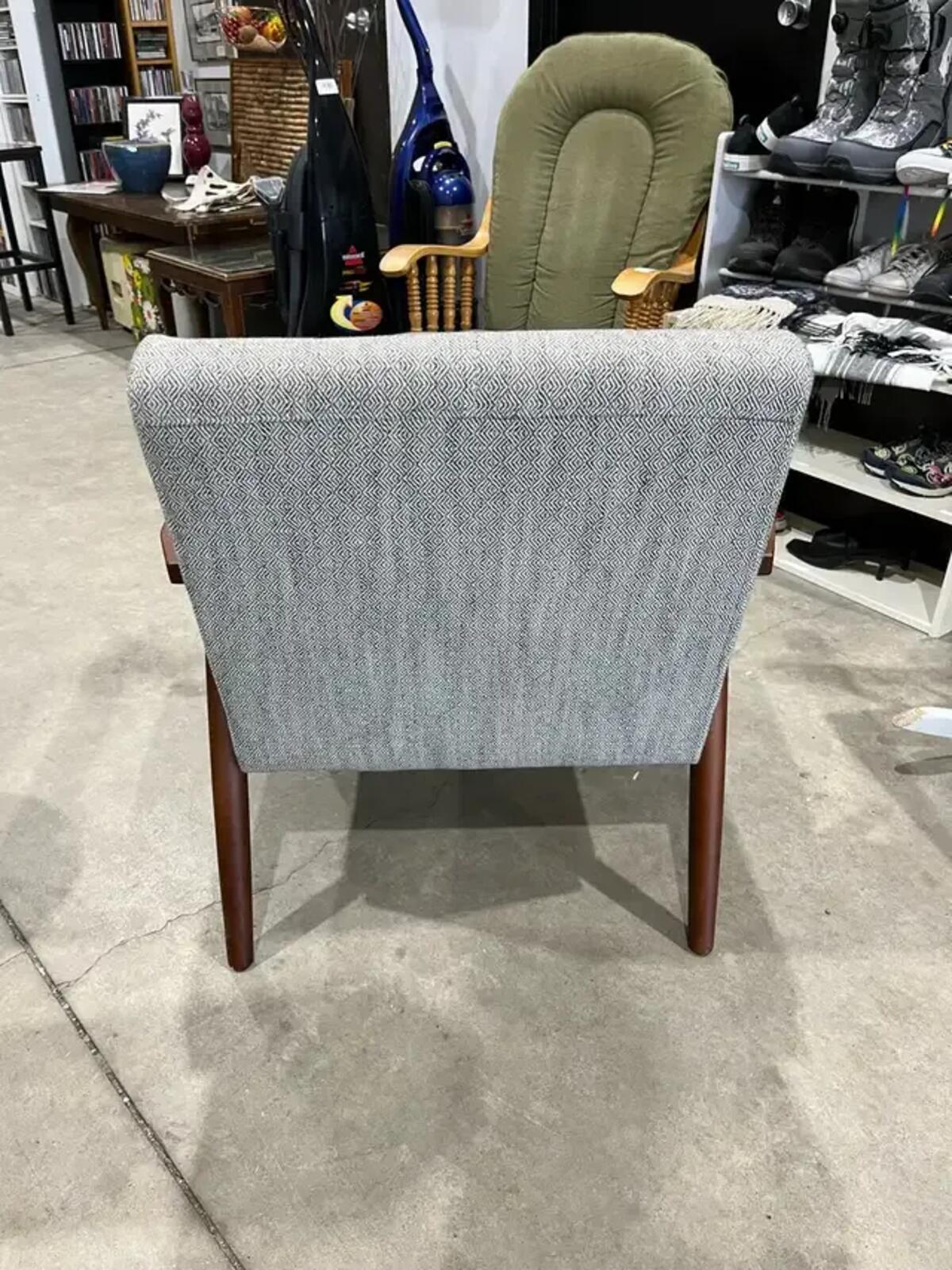 Pier 1 MCM Chair