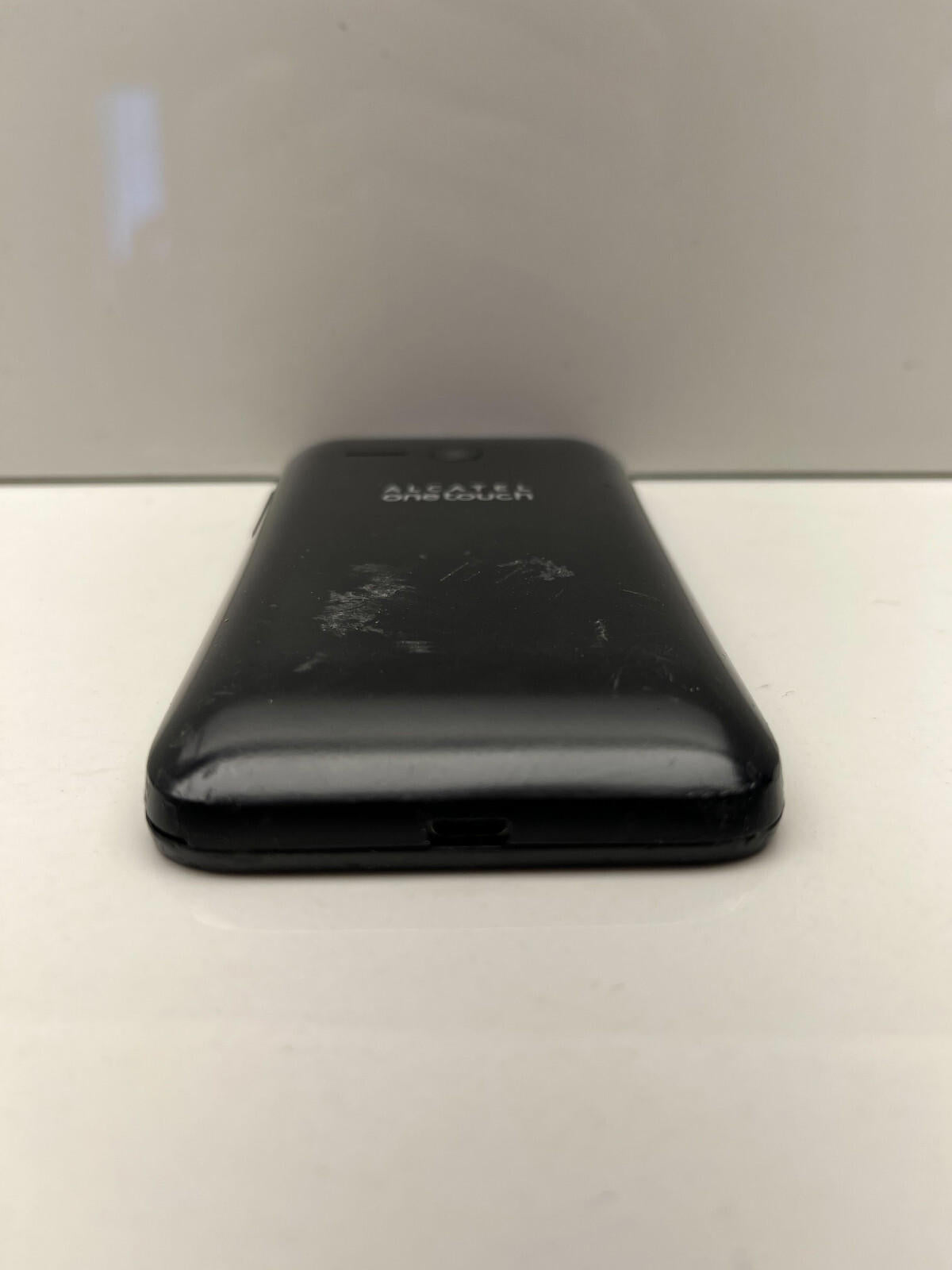 Alcatel OneTouch Evolve 2 4037T sans batterie POUR PIÈCES