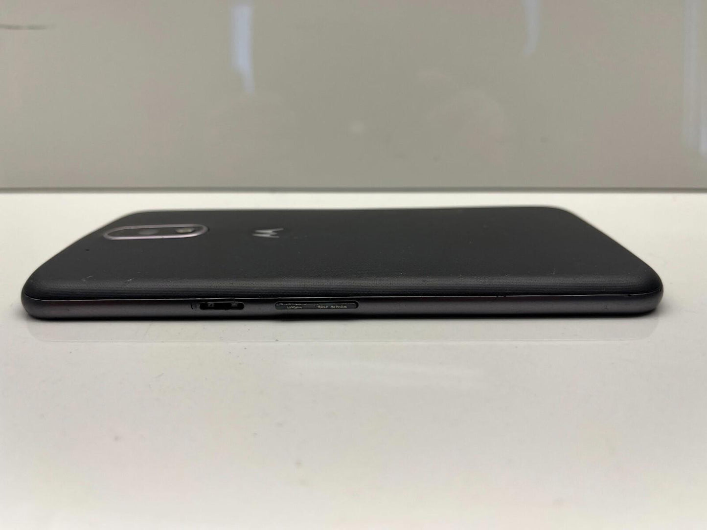 Motorola Moto G4 Plus XT1641 32GB Black FOR PARTS