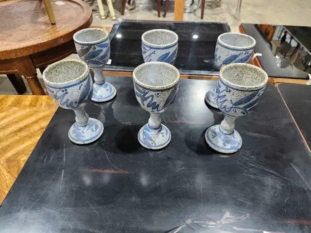 Coupes peintes à la main
