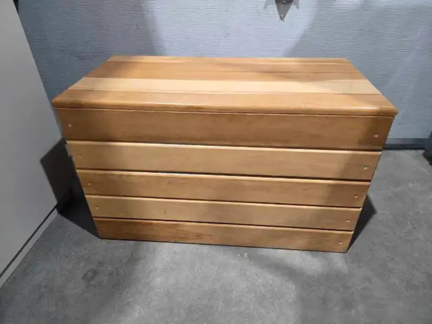Small Cedar Chest with Lid