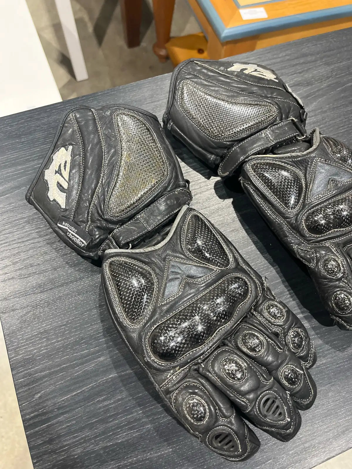 keprotec schoeller carbon bike gloves