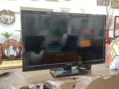 Insignia 24-inch LED TV