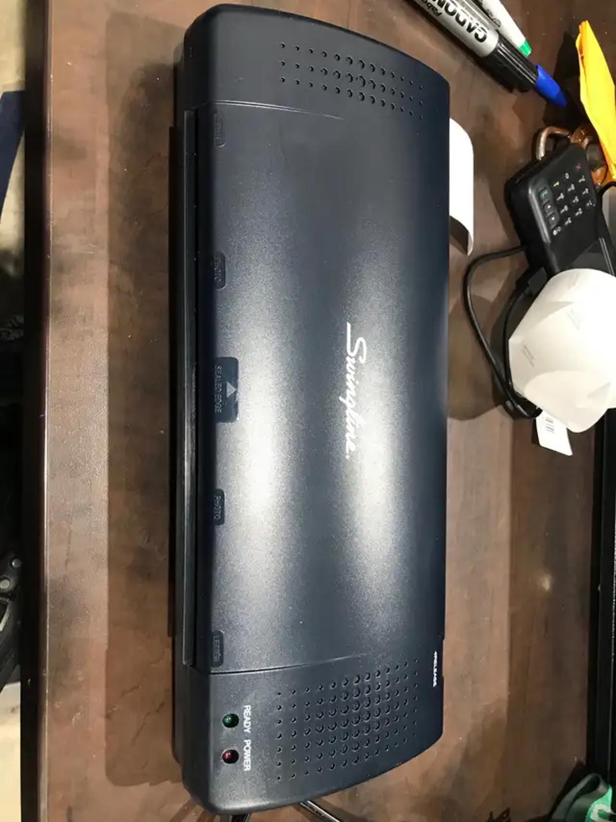 Swingline Pouch Laminator