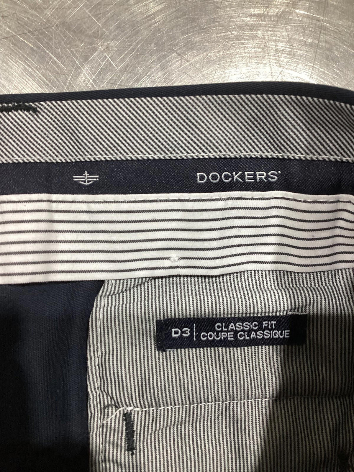 Dockers Men's Classic Fit Navy Blue Chinos