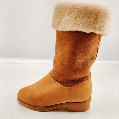 Roots Brown Suede Boots with the Fur Women's Size 6