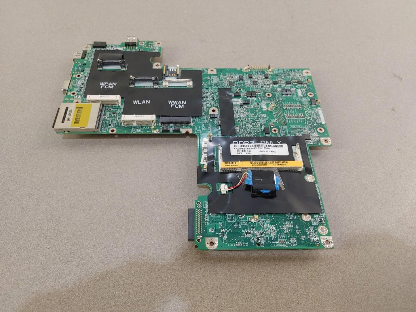 GOOD CONDITION Dell Vostro 1500 Motherboard UNTESTED for parts or repair