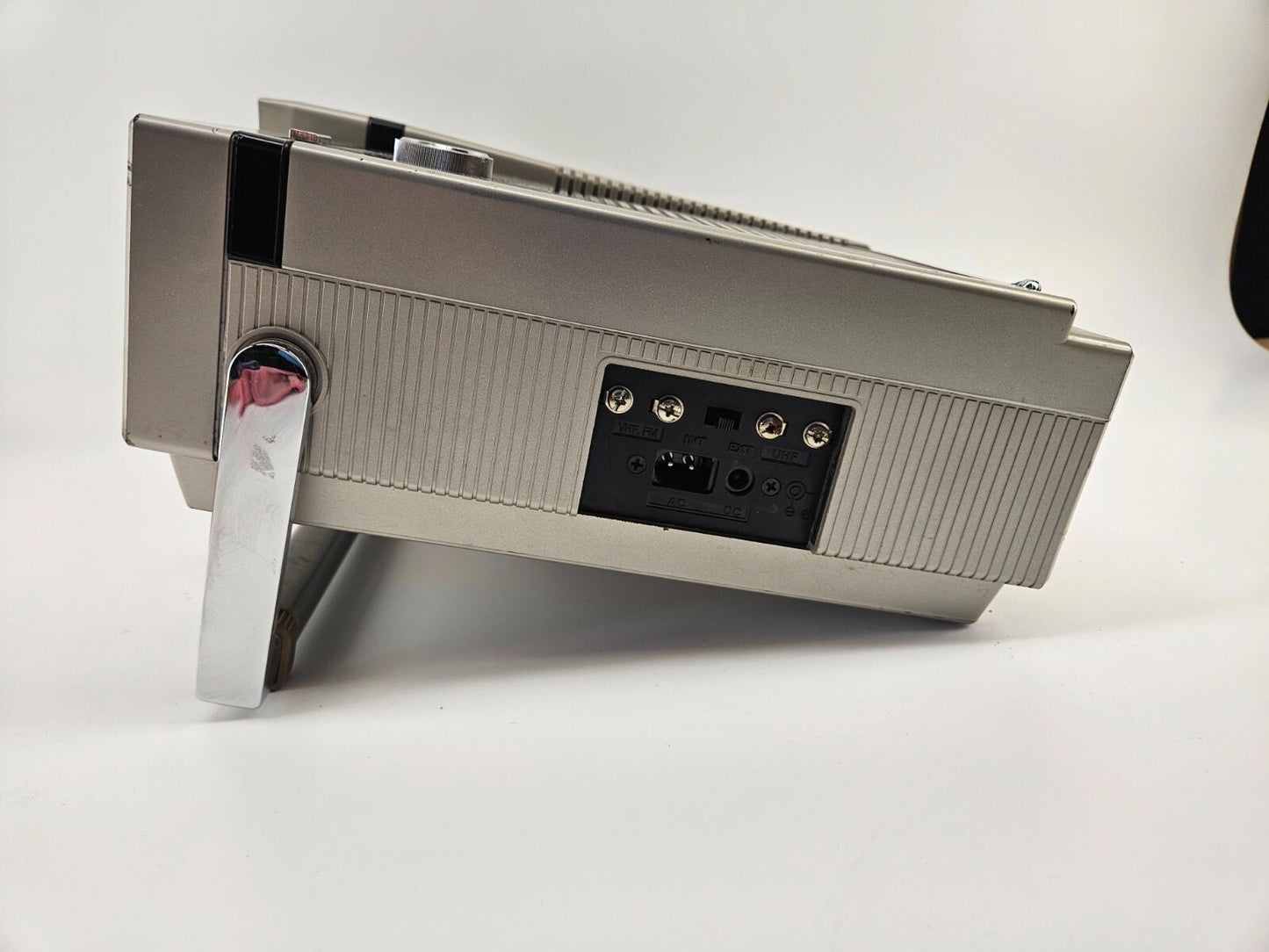 Magnasonic TMT300 Tuner and TV