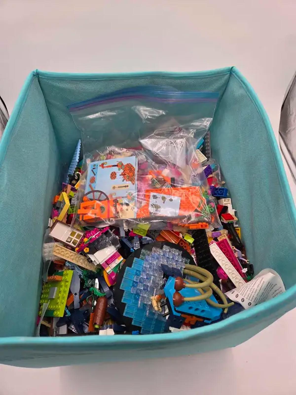 Random assortment of Lego - 13lbs