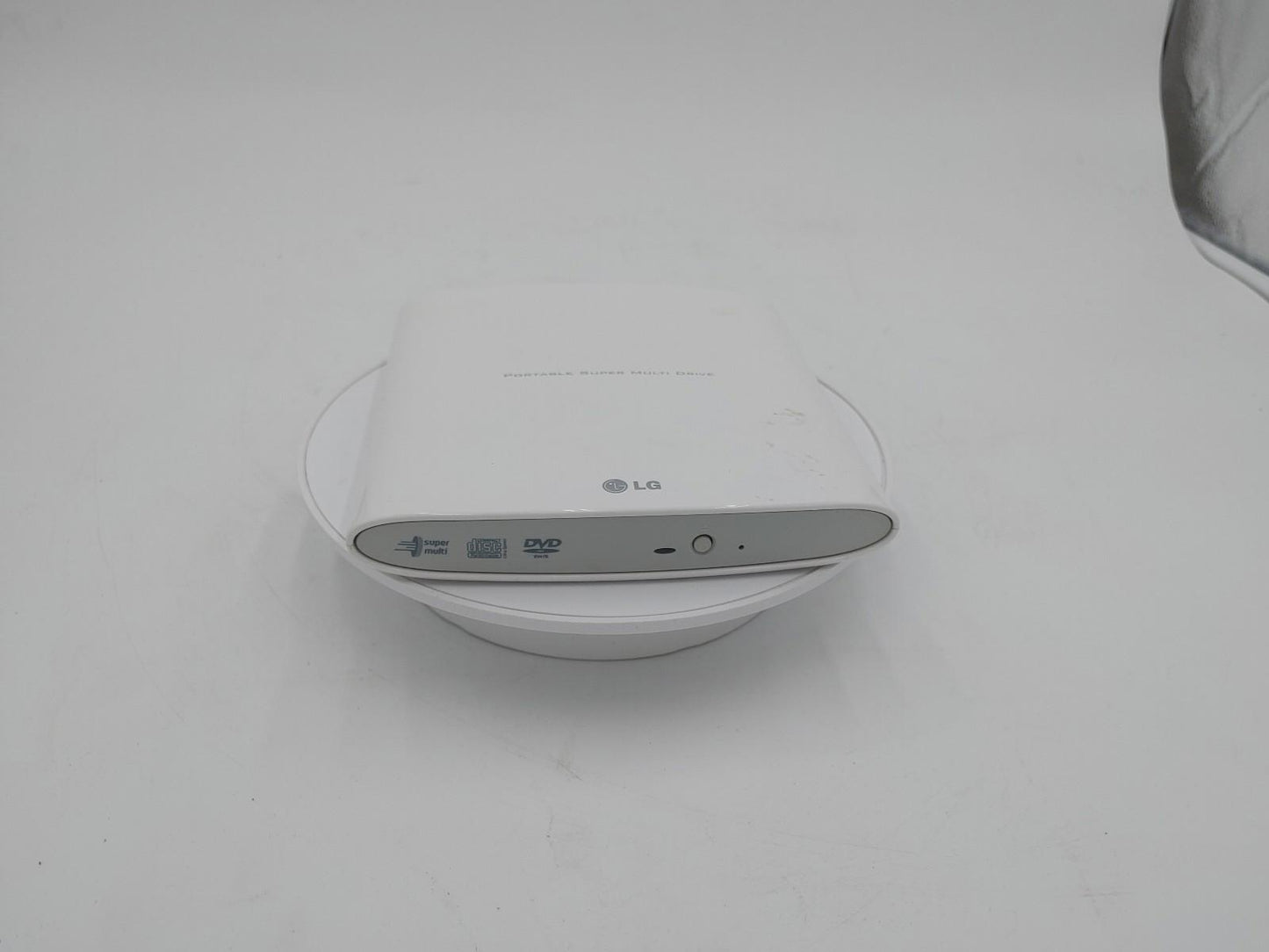 Good Condition LG Portable Super Multi Drive GP08NU6W White w/Case&Cable Working
