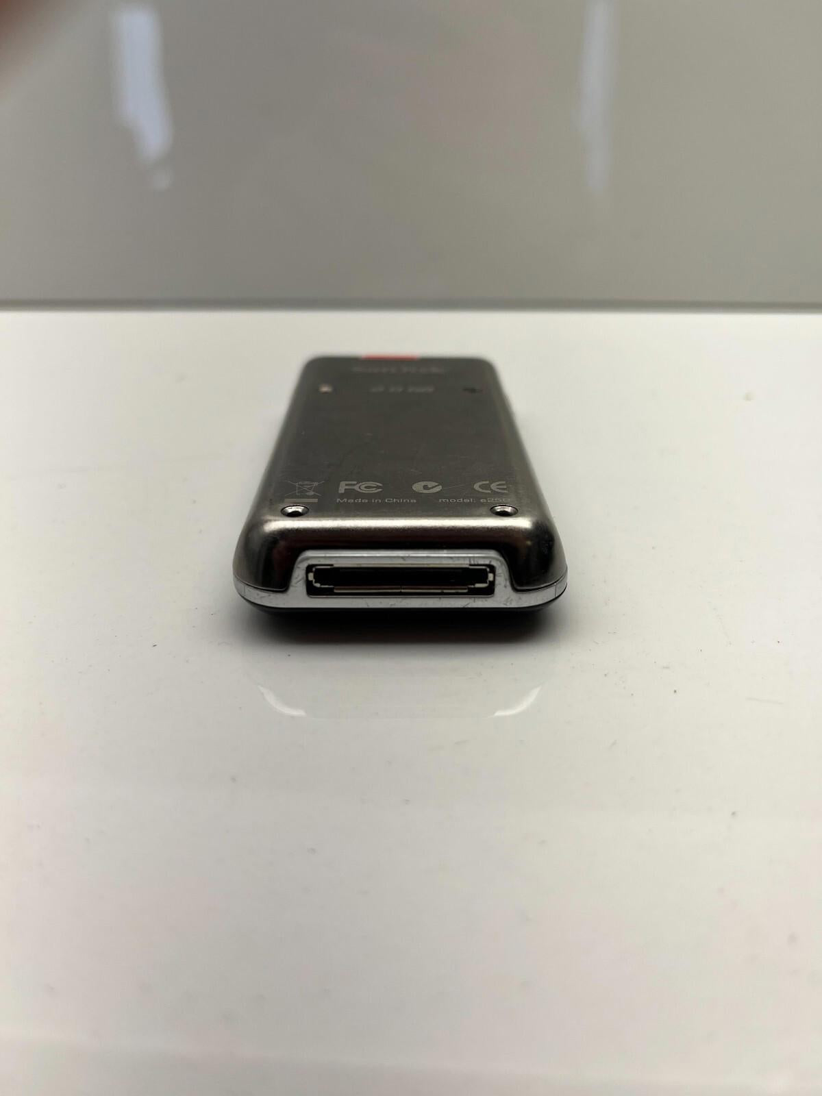 SanDisk Sansa e250 DAP MP3 Player UNTESTED