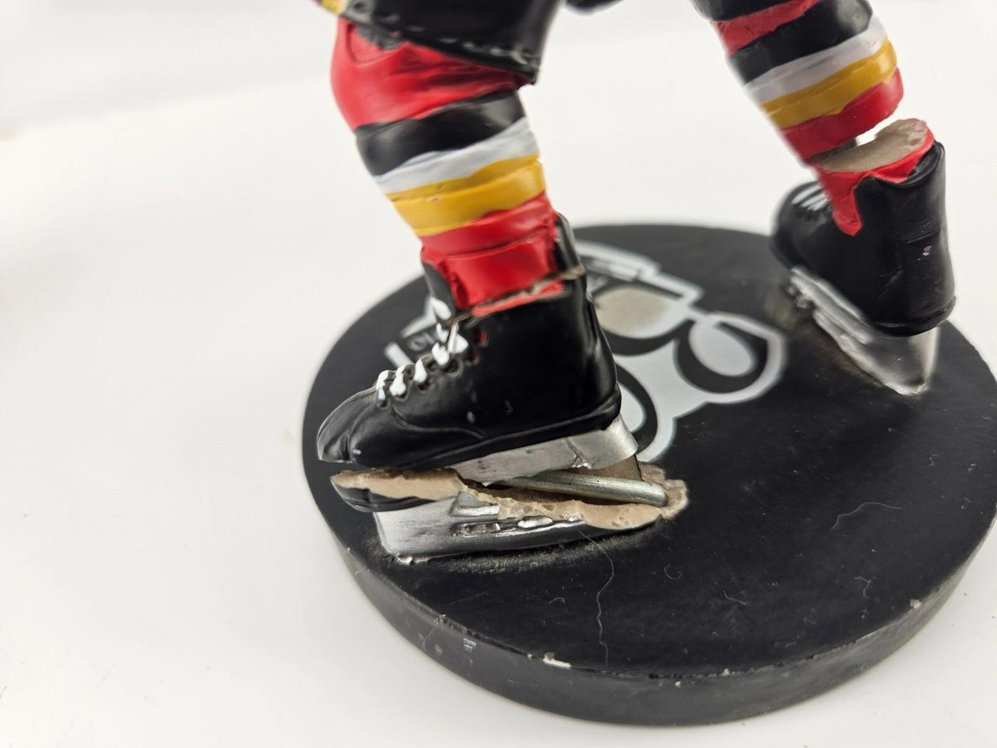 Lot of 2 - Mike Vernon & Jarome Iginla Bobble Head *For Repair*