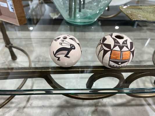 Acoma Pueblo seed pot - signed Dolores Lewis (Garcia)