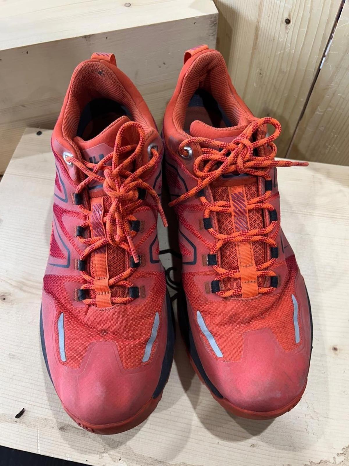 Helly Hansen Cascade Low HT Men's size 10.5 Color Orange