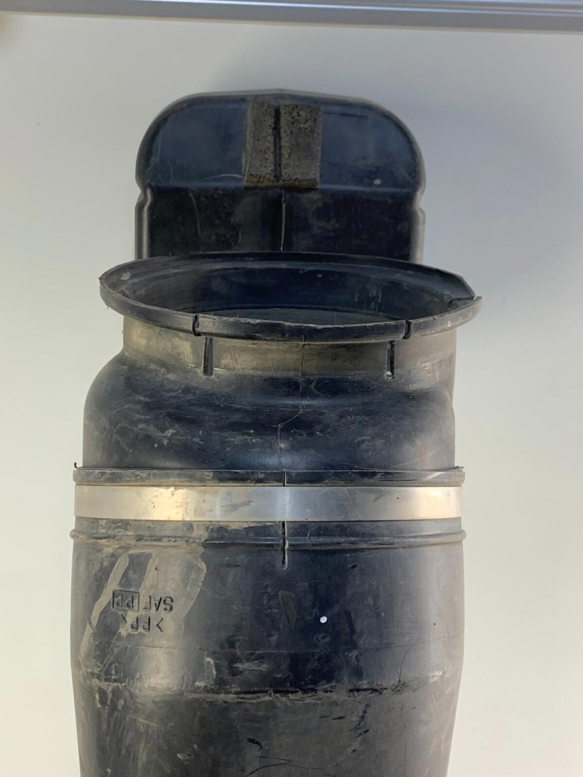 Isuzu NPR Air Transfer Tube - Used
