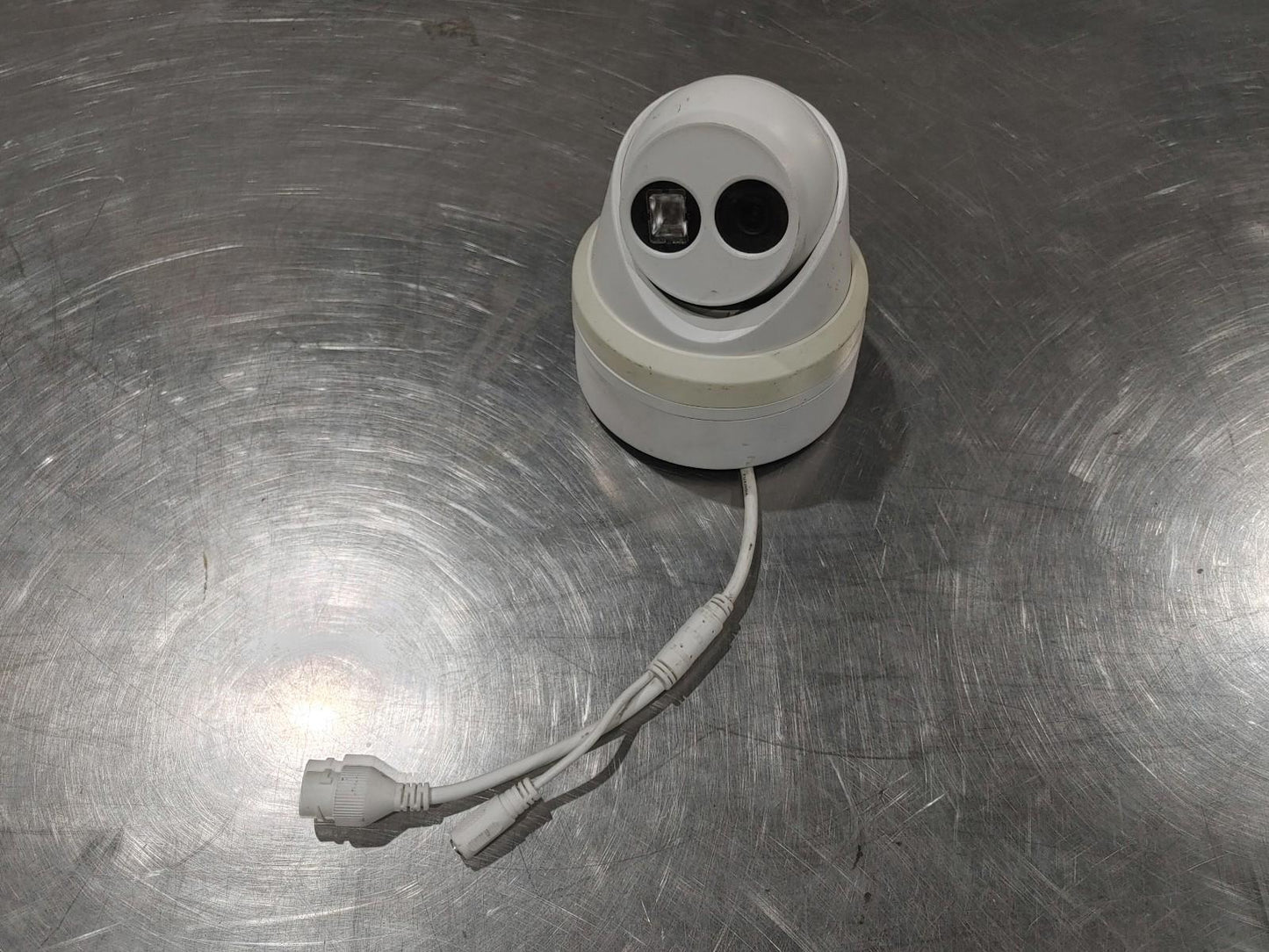 Good Condition HuntCCTV HNC328-XD/2.8 8MP EXIR Turret Camera White Untested