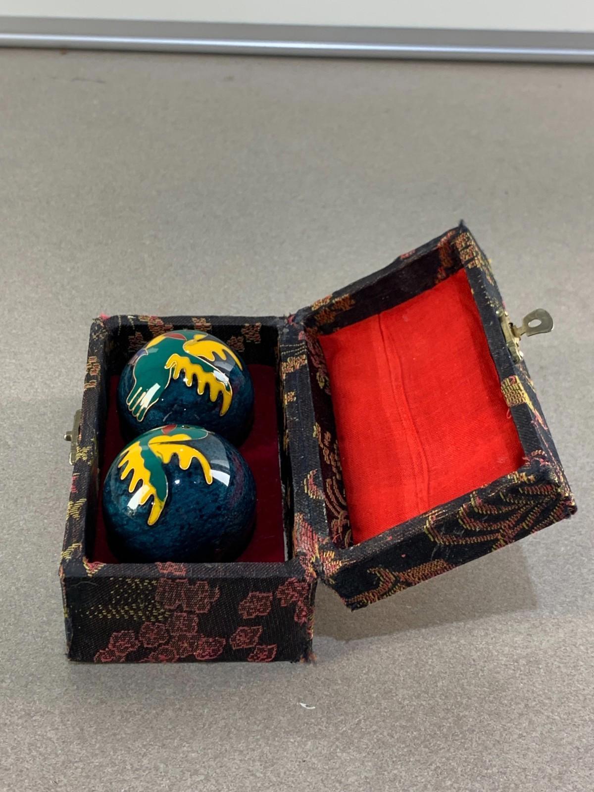 Vintage Post Acupuncture Bird Cloisonne Chinese Health Baoding Chime Balls.