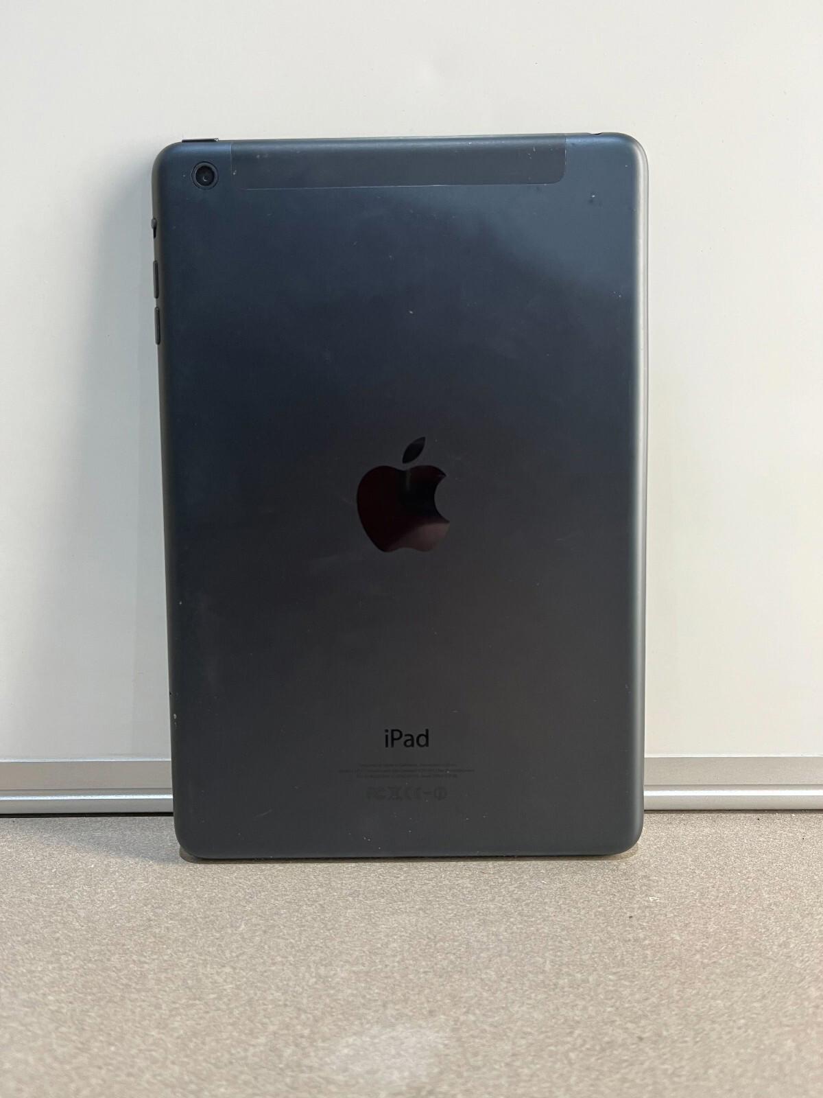 iPad Mini 64GB Cellular Black A1455 Bad Screen
