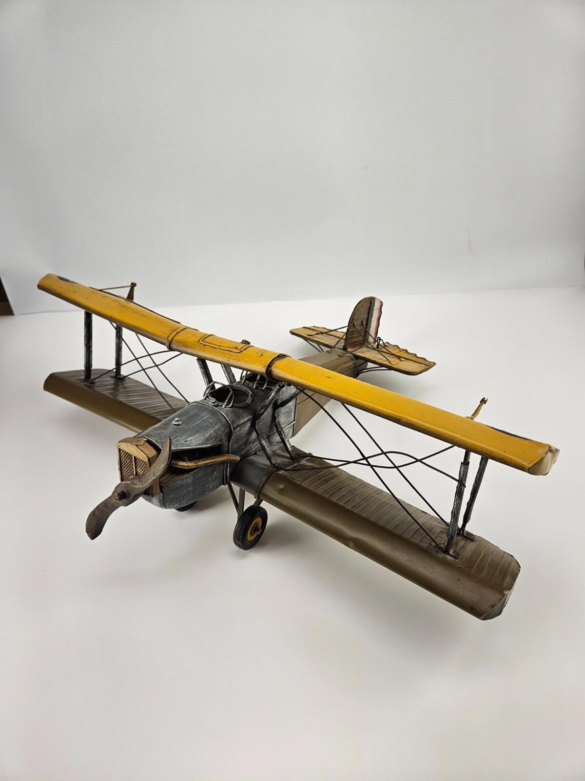 Avion vintage de la Seconde Guerre mondiale, modèle réduit moulé sous pression et fabriqué à la main, 18 po.