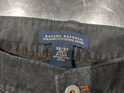 Good Condition Banana Republic Straight Fit Black Corduroy Jeans Size 38x32