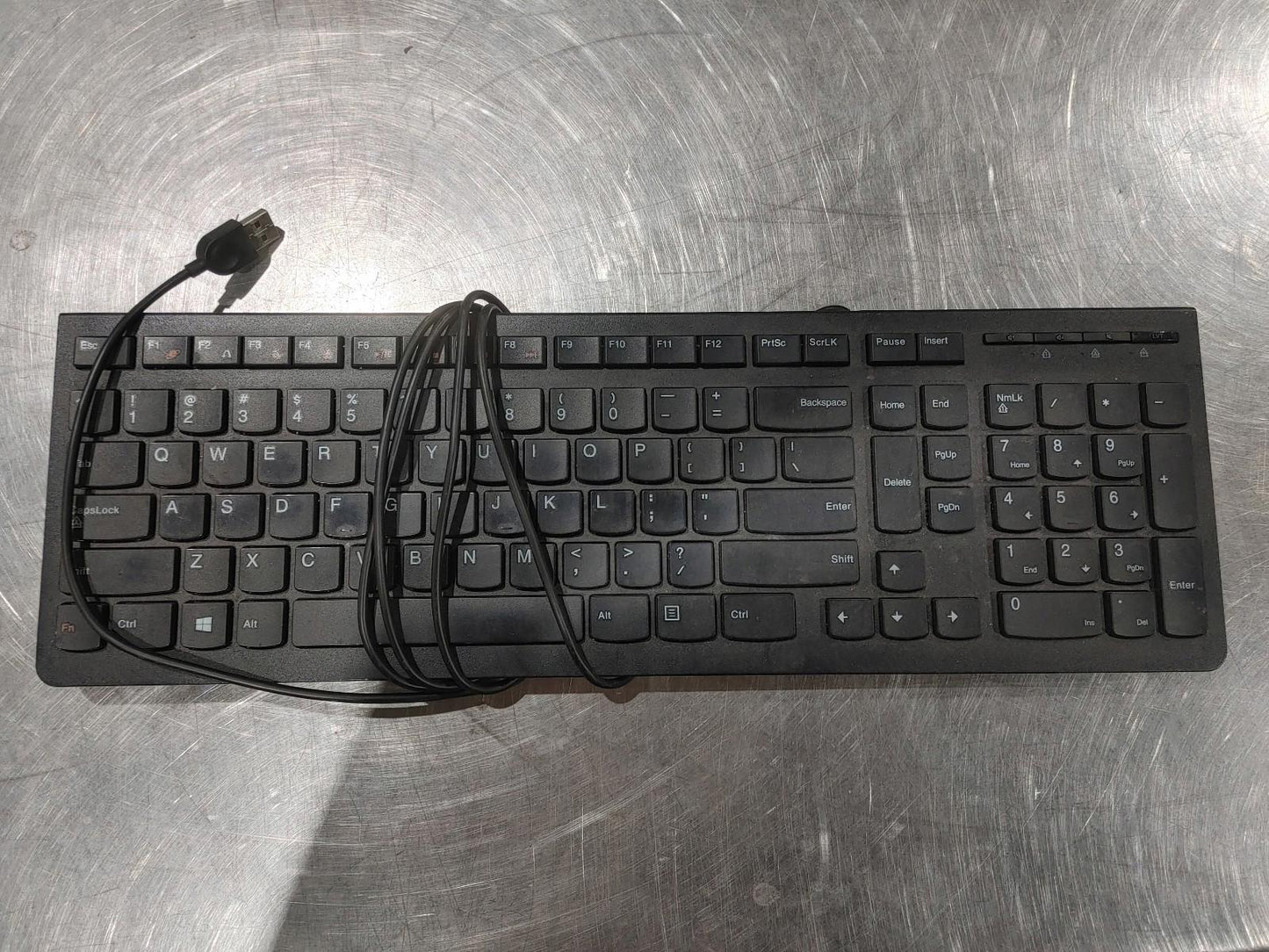 GOOD CONDITION Lenovo KB4721 USB Full size Keyboard Black