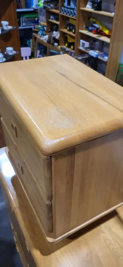 Solid Wood Two-Drawer Nightstand 21.5 x 21.5 x 14.5