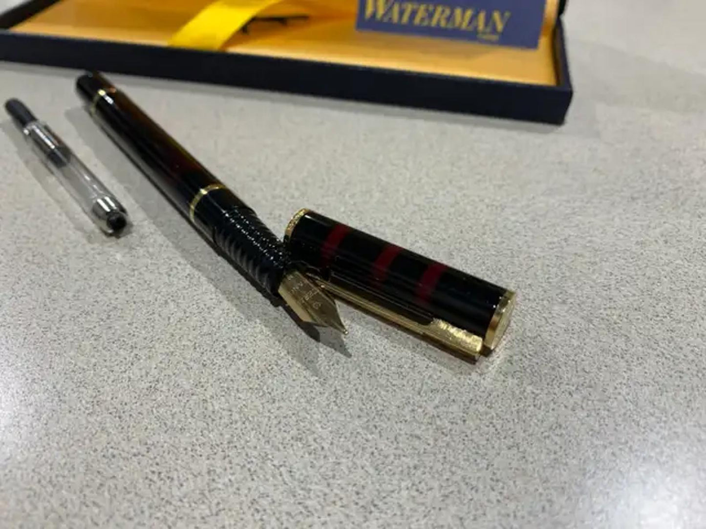 Waterman Fountain Pen with refillable cartridge