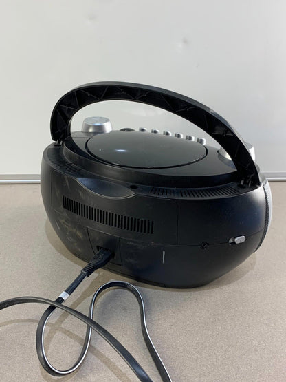 Sylvania Portable CD/AM/FM Radio Boombox cassette SRCD286 tested working