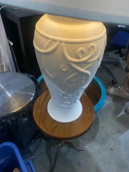 Ceramic Detailed Table Lamp