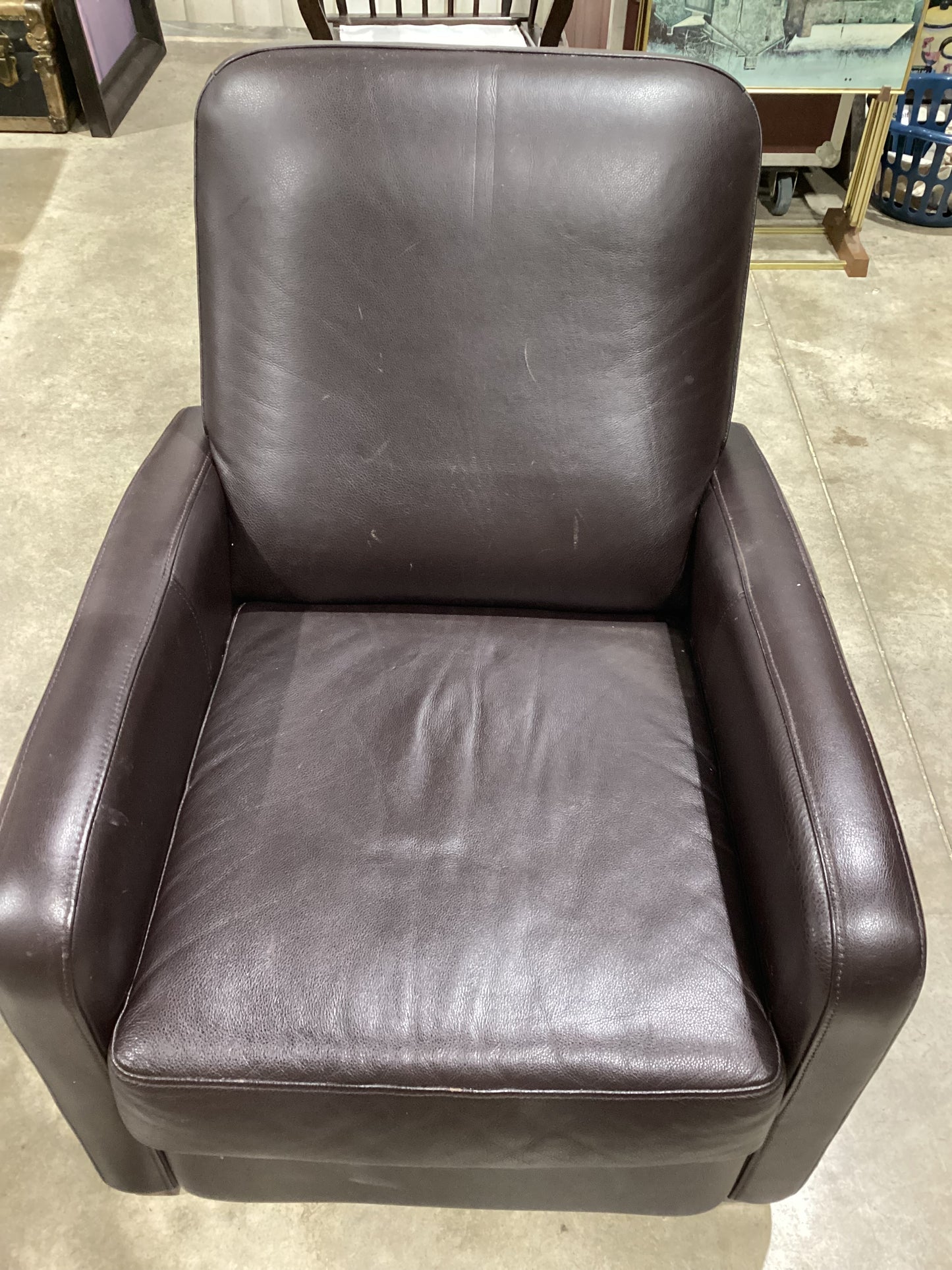 Brown Leather Recliner Chair (30x33)