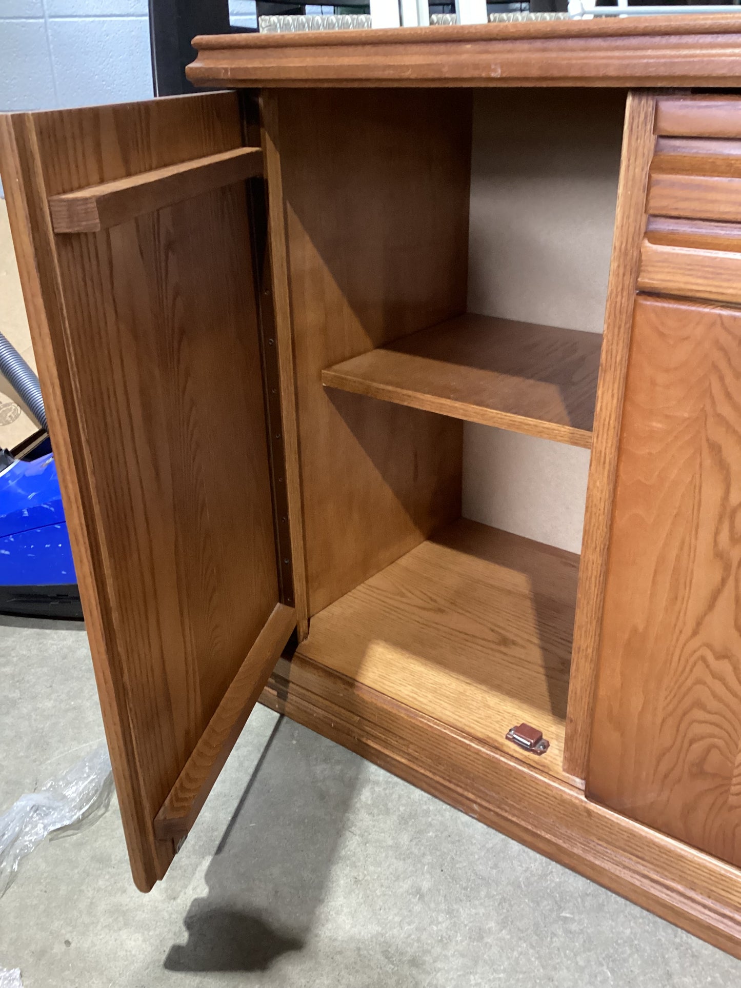 Solid Wood Sideboard/Buffet Cabinet