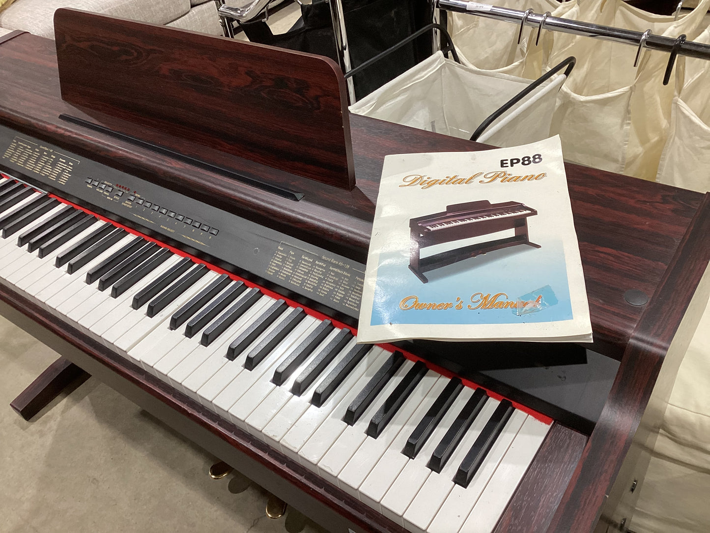 Electric Piano – Envee EP-88