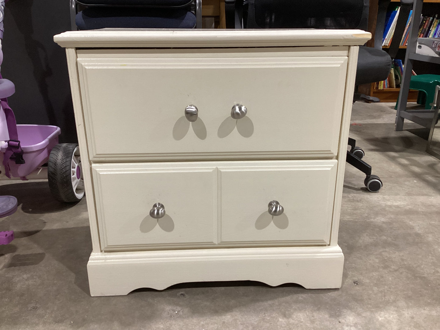 White 2-Drawer Nightstand