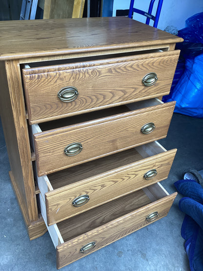 Wood 4-Drawer Dresser