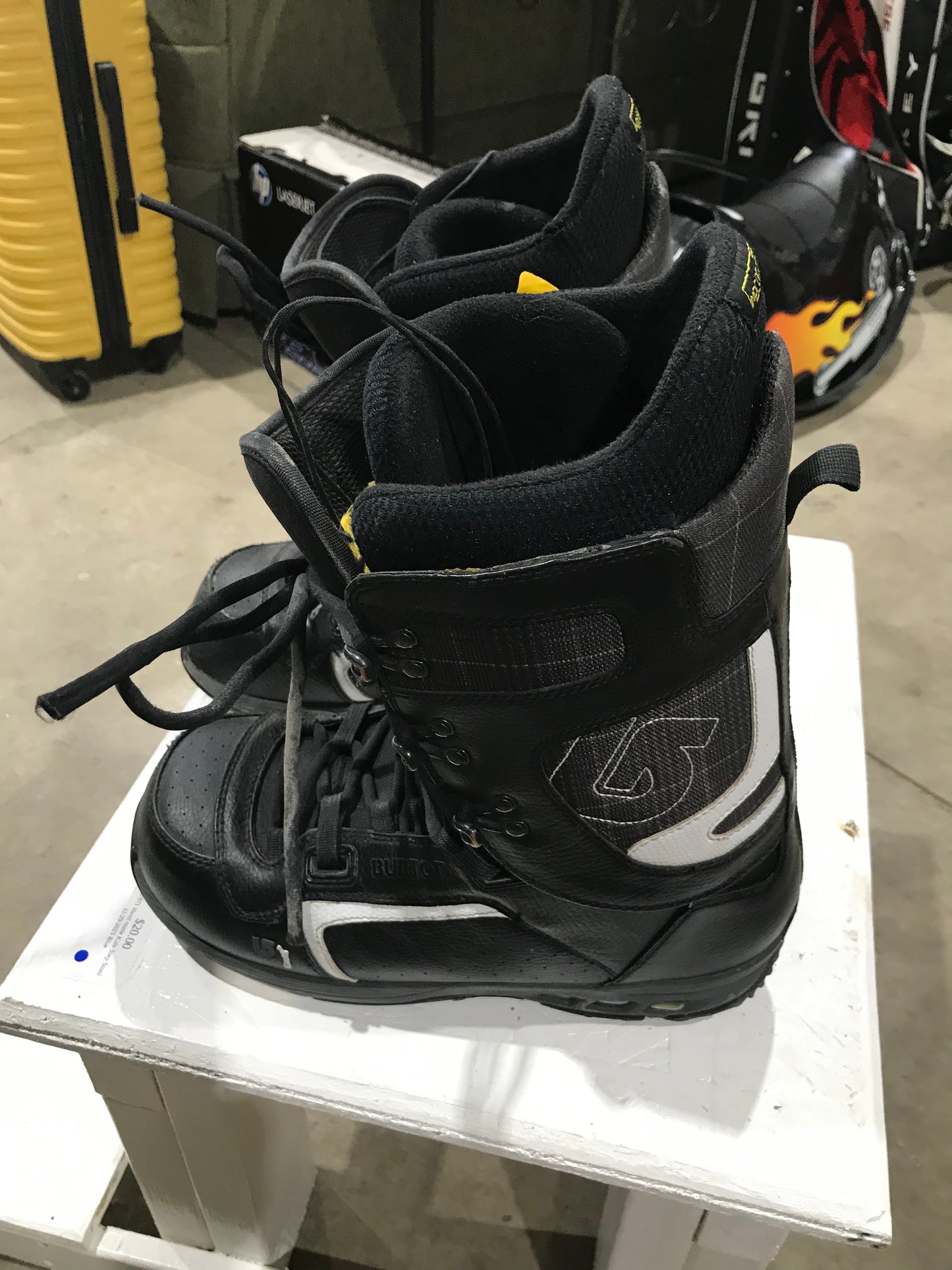 Burton Hail Snowboard Boots (Size 11.0M)