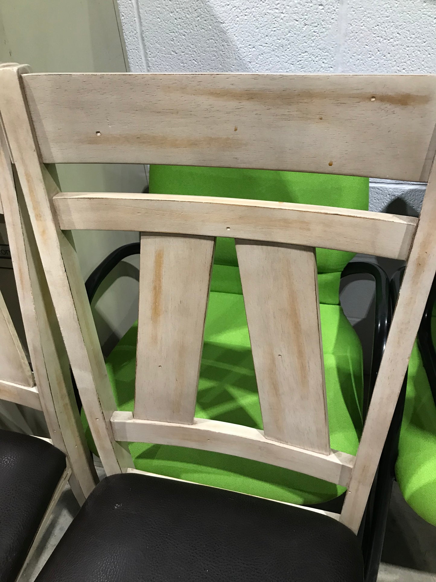 Set of 4 Solid Wood Dining Chairs with vinyl seats