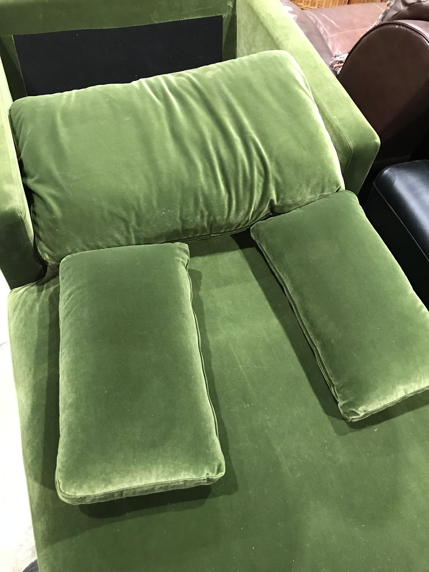 Green Velour Lounge Chair with 2 Cushions