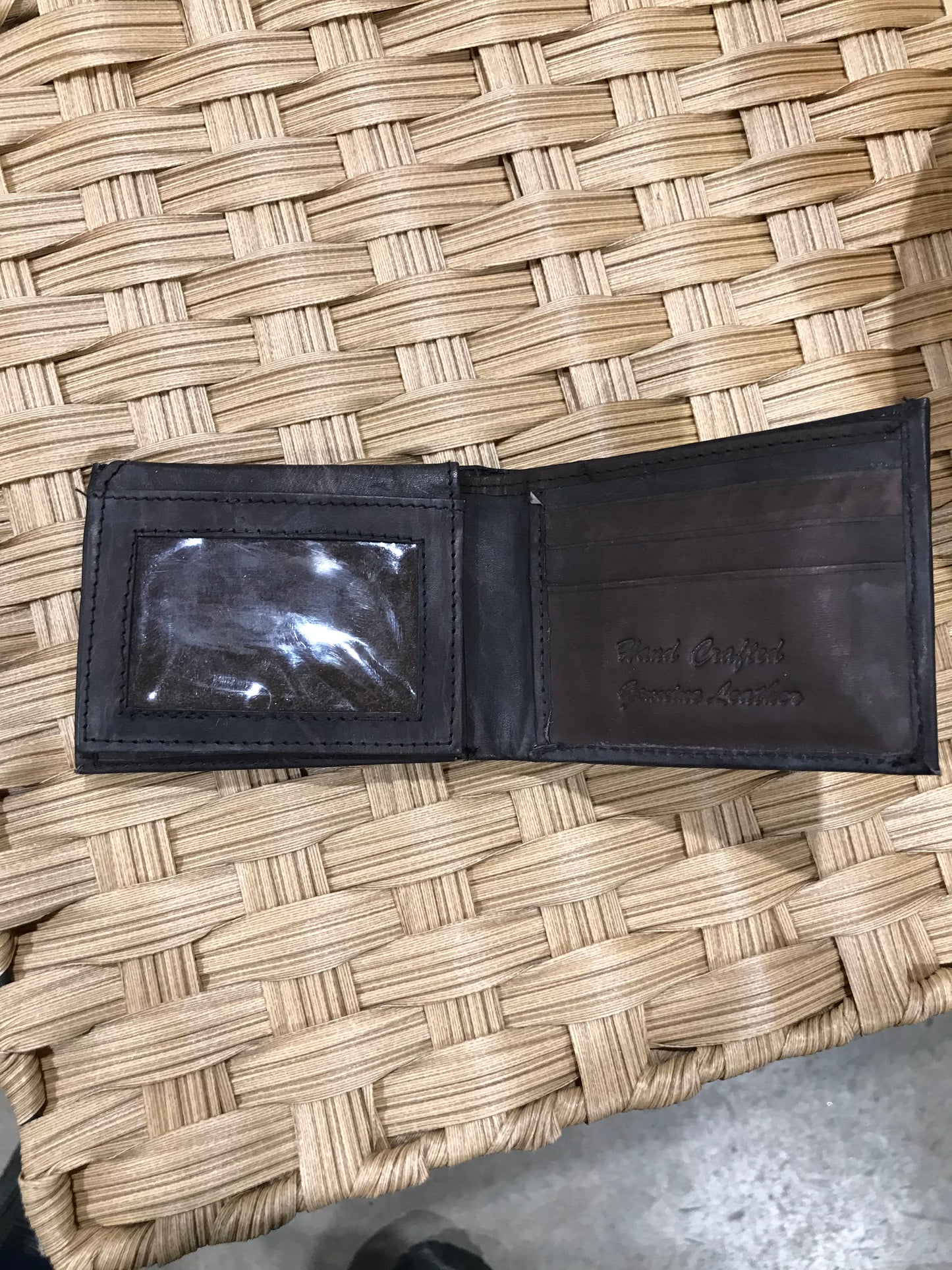 Leather Wallet with Turtle pattern