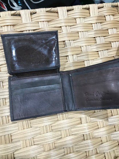 Leather Wallet with Turtle pattern